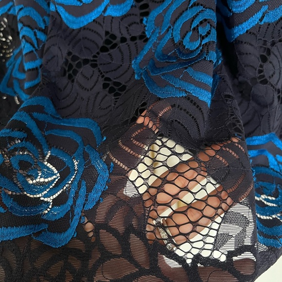 Alice + Oliva Floral Lace Dress - Picture 3 of 5